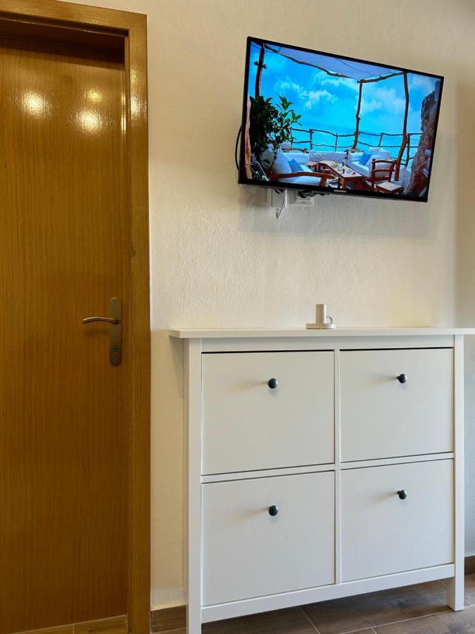 Zio Nino Lägenhet Sutomiscica Exteriör bild