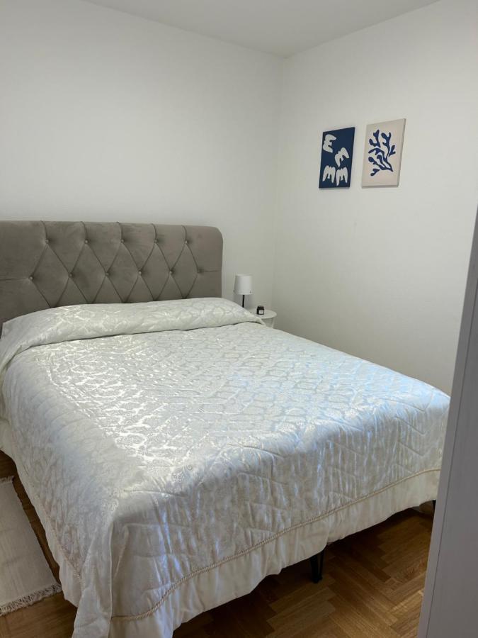 Zio Nino Lägenhet Sutomiscica Exteriör bild